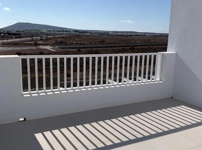 Trendy Casa Linea Semesterbostad