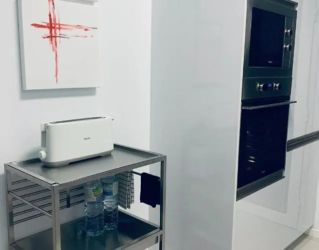 Trendy Casa Linea Semesterbostad