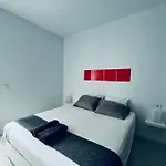 Trendy Casa Linea Holiday home *
