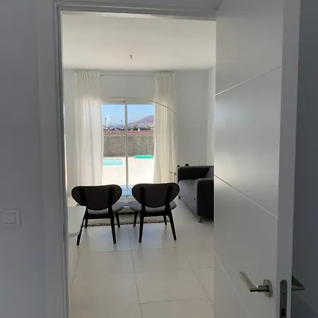 Trendy Casa Linea 度假居