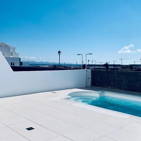 Casa de Férias Trendy Casa Linea