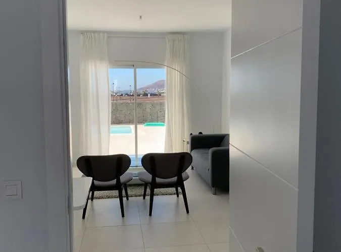 Trendy Casa Linea Сasa de vacaciones